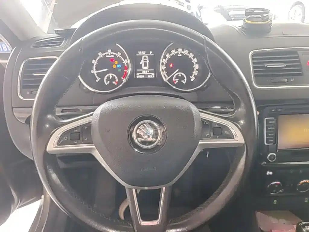 Yeti 2016 1.4TSI DSG Adventure Edition — миниатюра 11