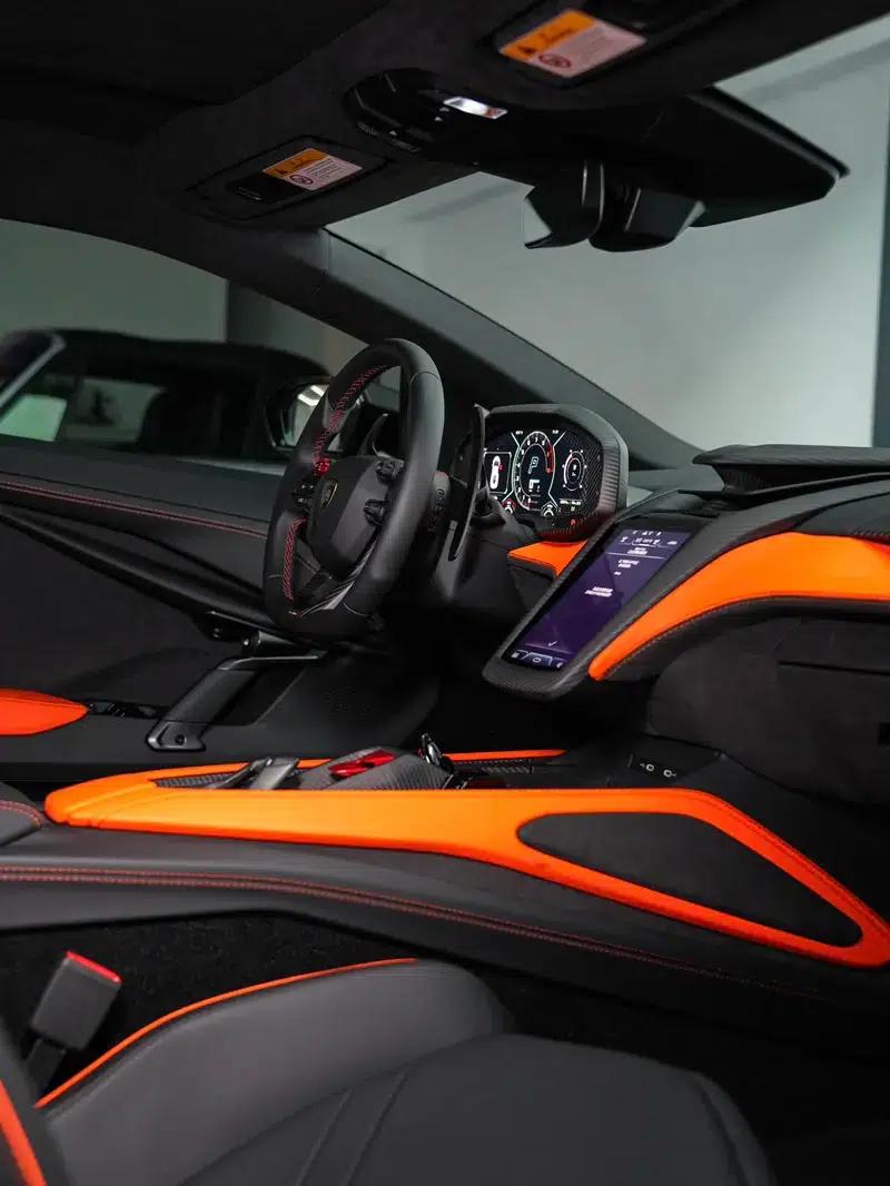 2023 Revuelto Standard Model — миниатюра 10