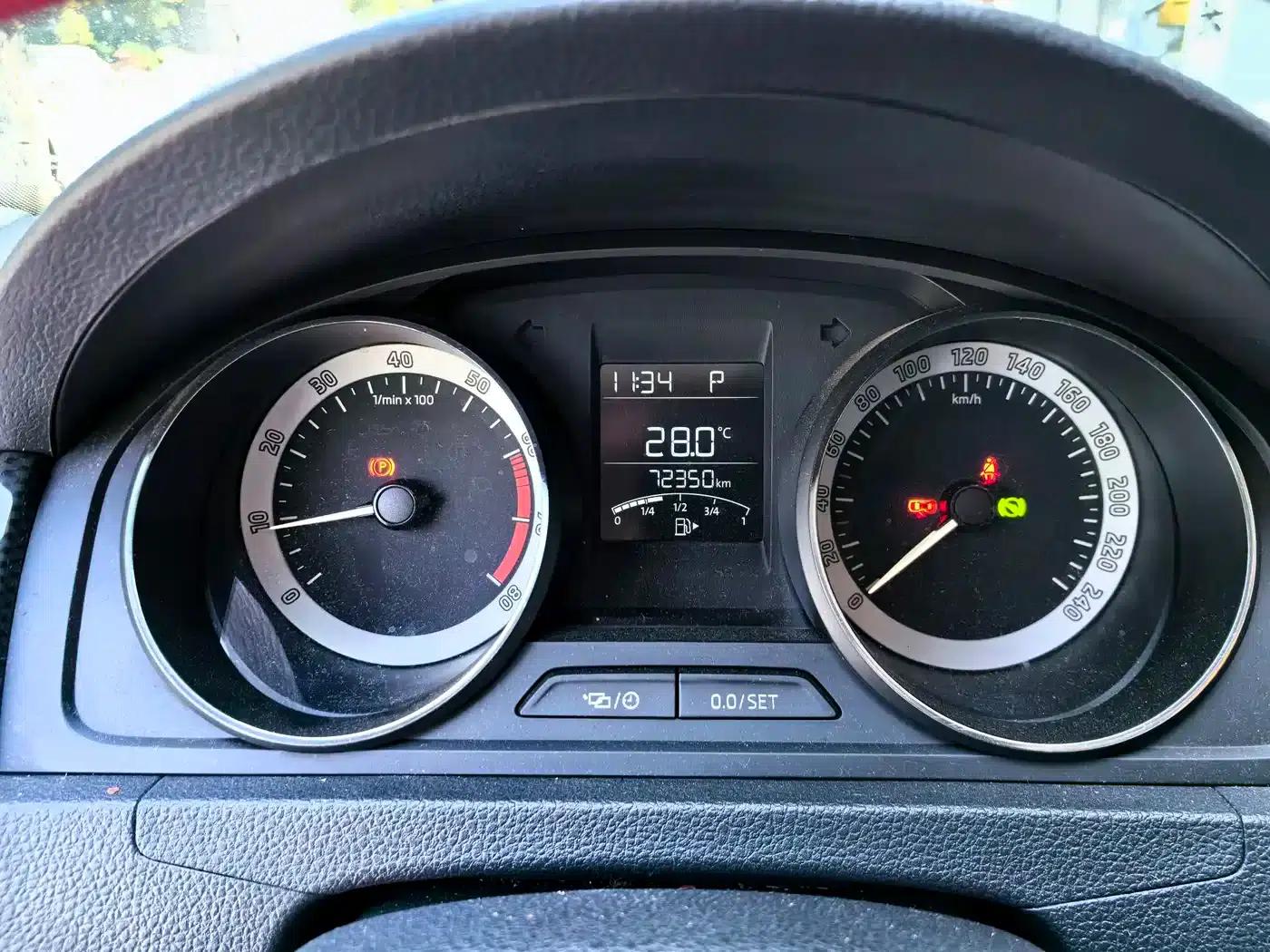 Rapid 2018 1.6L Automatic Sport Edition — миниатюра 11