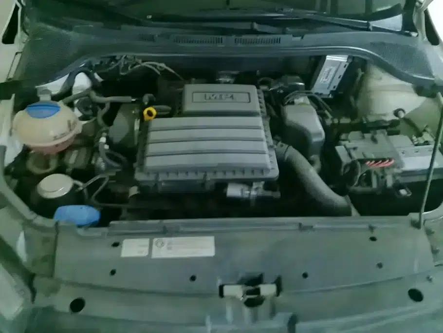 Rapid 2020 1.5L Automatic Standard Edition — миниатюра 10