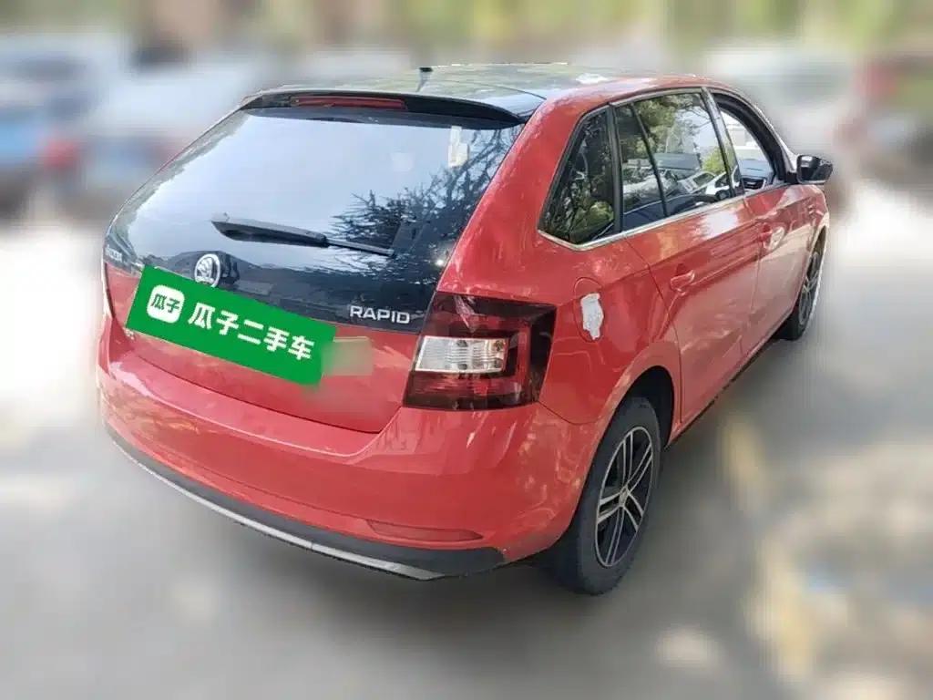 Rapid 2018 1.6L Automatic Sport Edition — миниатюра 12