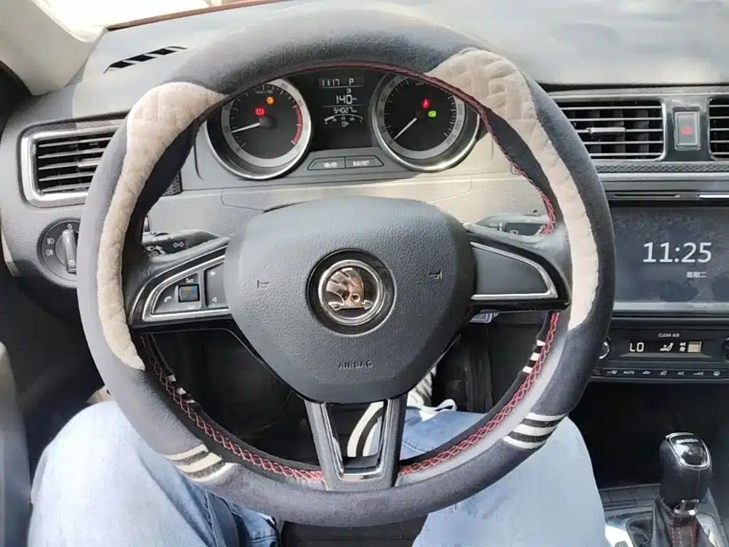 Rapid 2018 1.6L Automatic Sport Edition — миниатюра 17