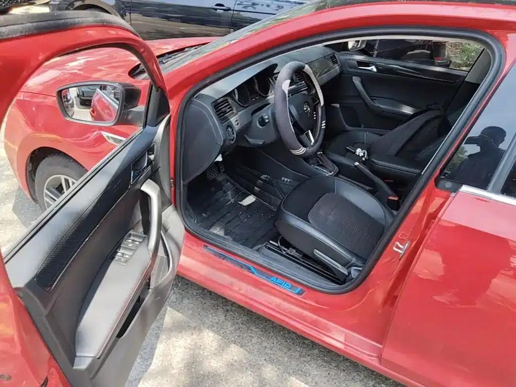 Rapid 2018 1.6L Automatic Sport Edition — миниатюра 23