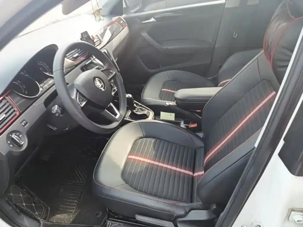 Rapid 2020 1.5L Automatic Comfort Edition — миниатюра 15