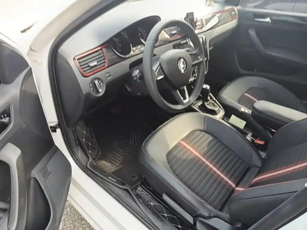 Rapid 2020 1.5L Automatic Comfort Edition — миниатюра 16