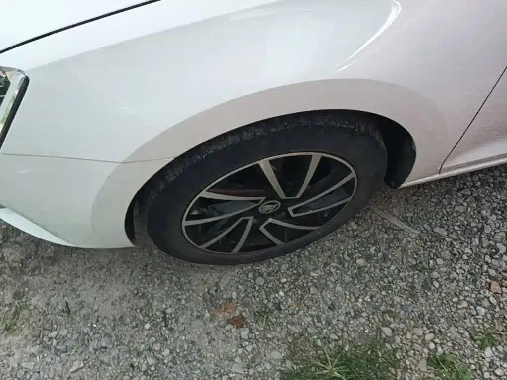 Rapid 2020 1.5L Automatic Comfort Edition — миниатюра 23