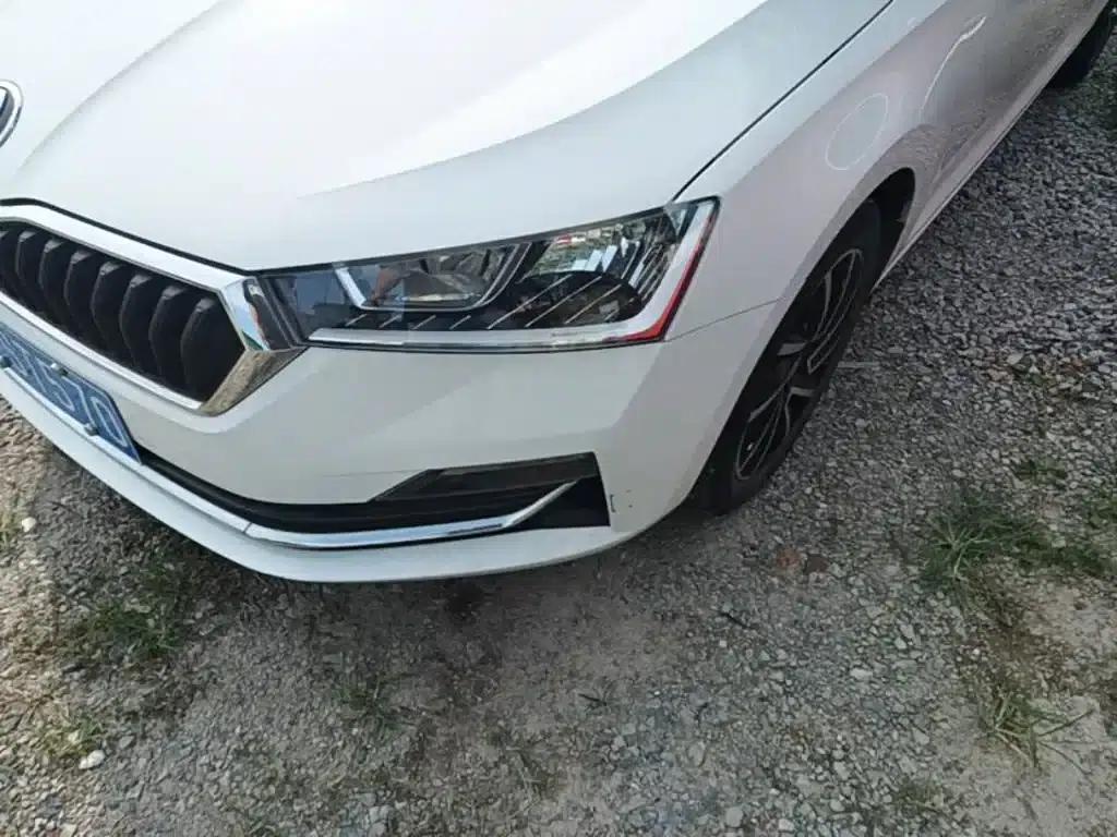Rapid 2020 1.5L Automatic Comfort Edition — миниатюра 24
