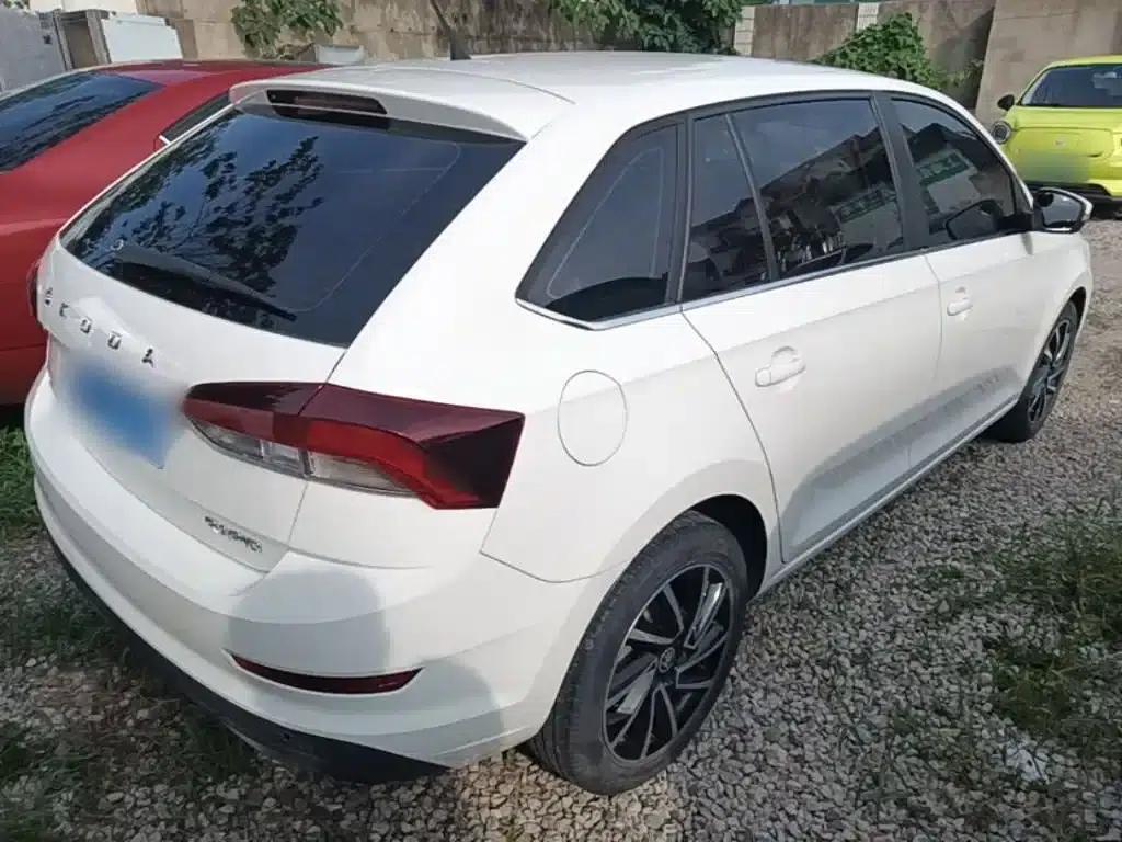 Rapid 2020 1.5L Automatic Comfort Edition — миниатюра 7