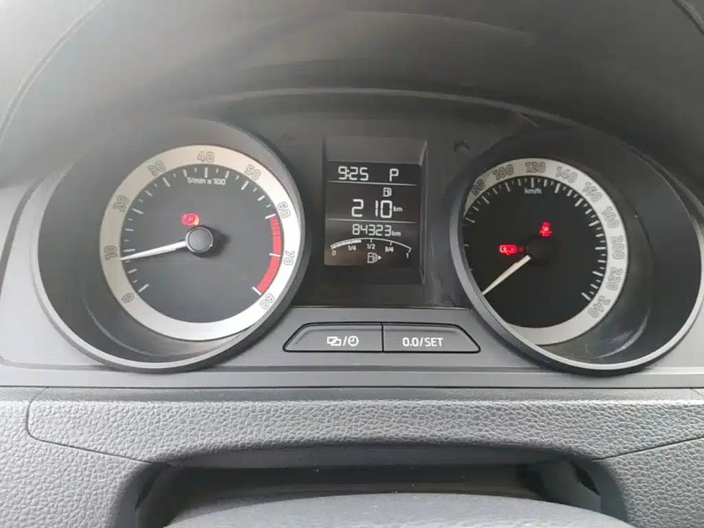 Rapid Spaceback 2019 Facelift 1.5L Automatic Standard Edition (National V Emission Standard) — миниатюра 12