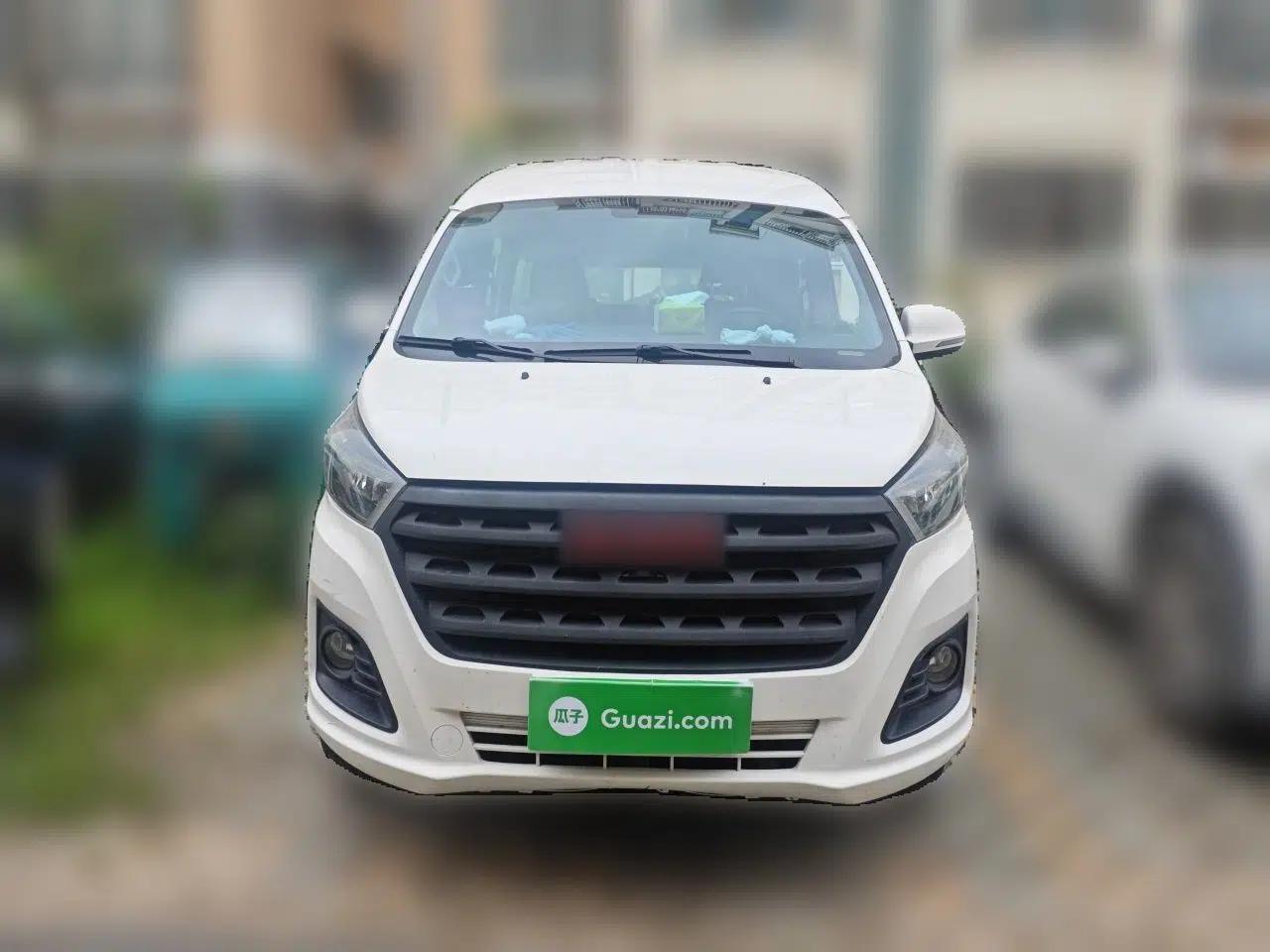 Jinbei Gold Hiace 2021 2.0L Passenger Van Travel Lion 6-Seater — миниатюра 2