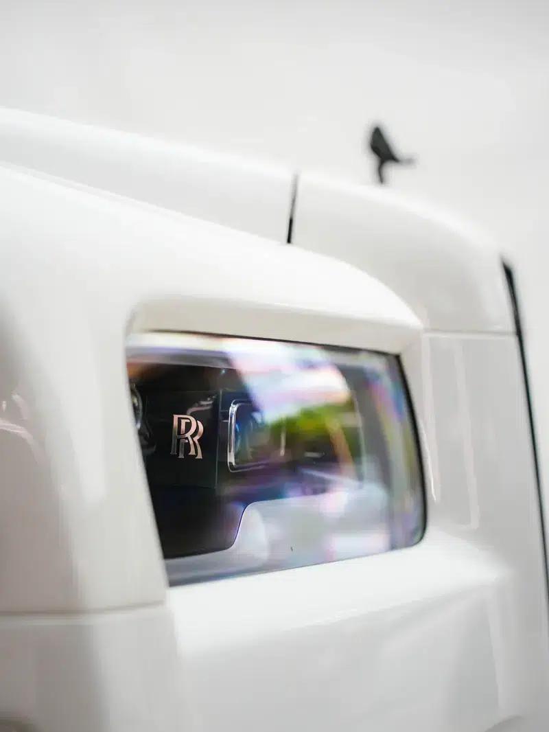 2020 Cullinan Black Badge — миниатюра 14