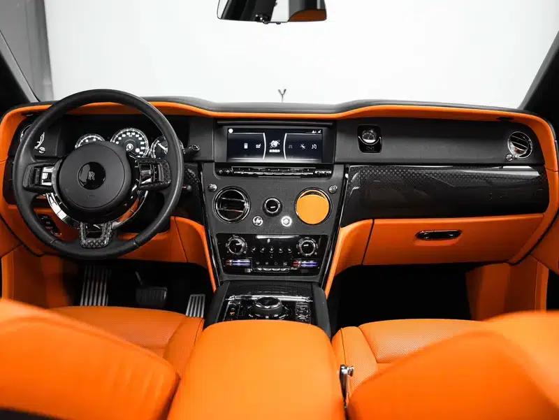 2020 Cullinan Black Badge — миниатюра 21