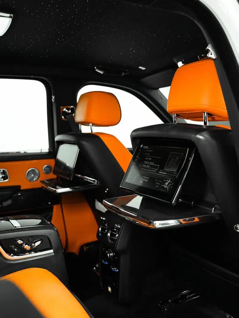 2020 Cullinan Black Badge — миниатюра 32