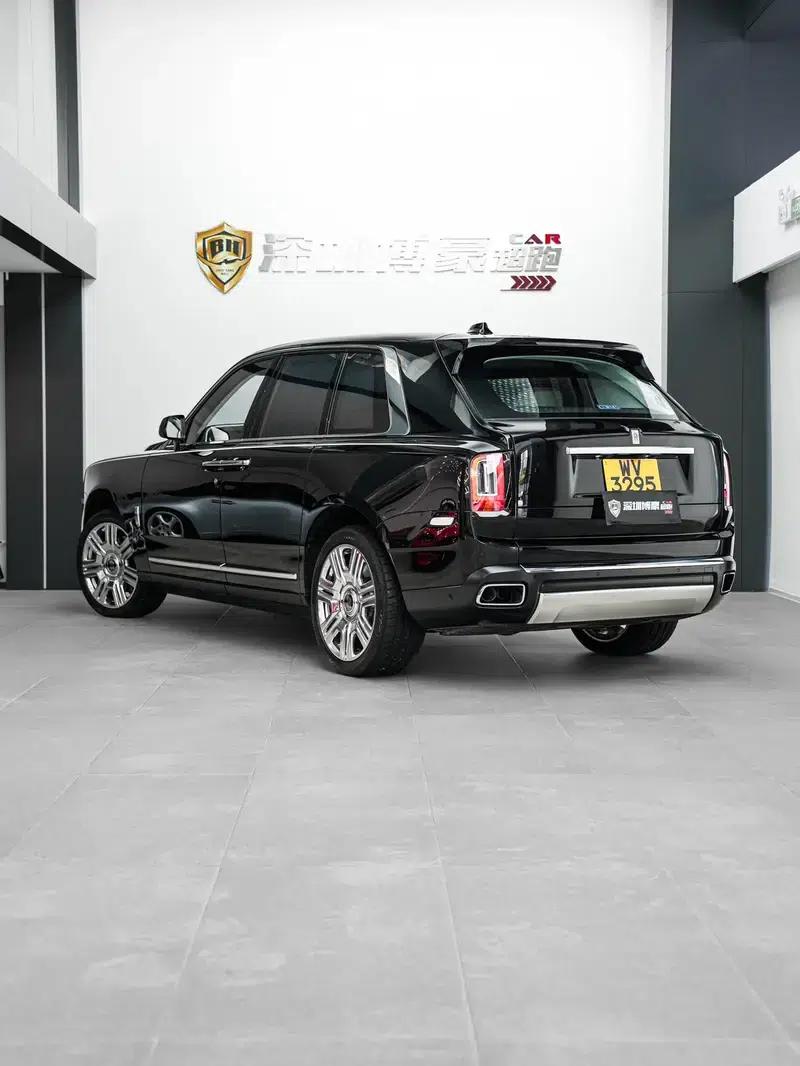 2021 Cullinan 6.7L Automatic 4WD 4-Seater Parallel Import — миниатюра 3