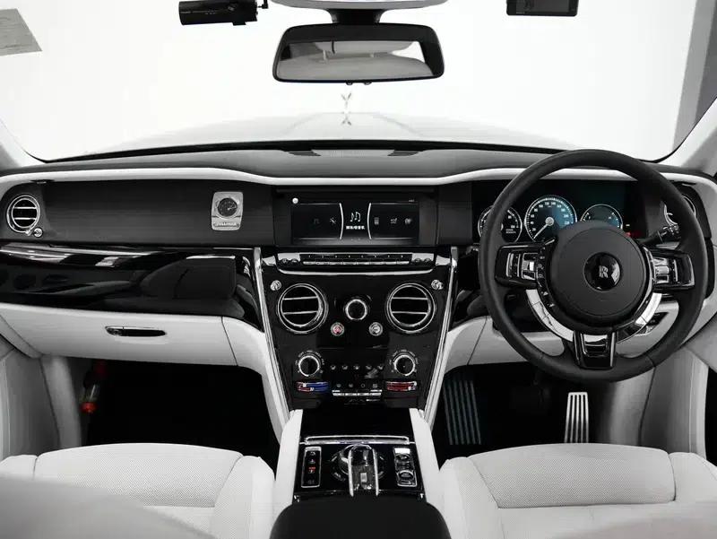 2021 Cullinan 6.7L Automatic 4WD 4-Seater Parallel Import — миниатюра 22