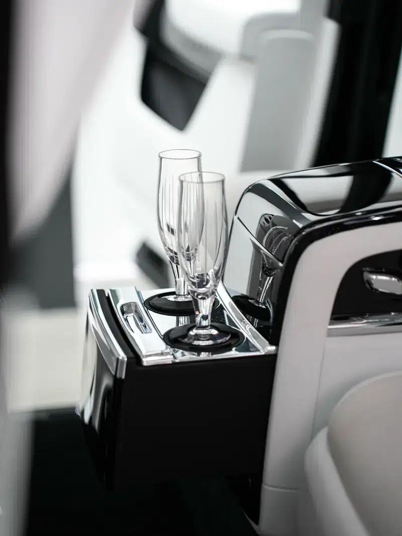 2021 Cullinan 6.7L Automatic 4WD 4-Seater Parallel Import — миниатюра 24