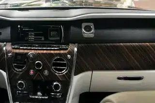 2018 Cullinan, four-seater version — миниатюра 6