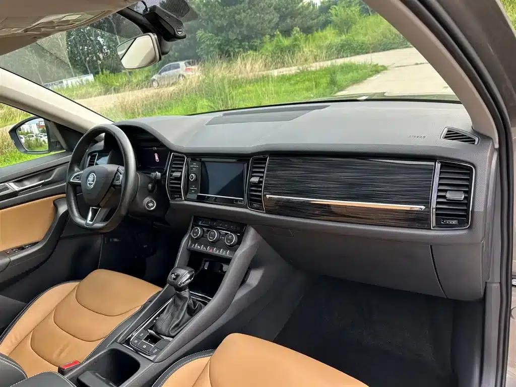 2019 Kodiaq GT TSI330 2WD Luxury Edition (China VI Emission Standard) — миниатюра 17