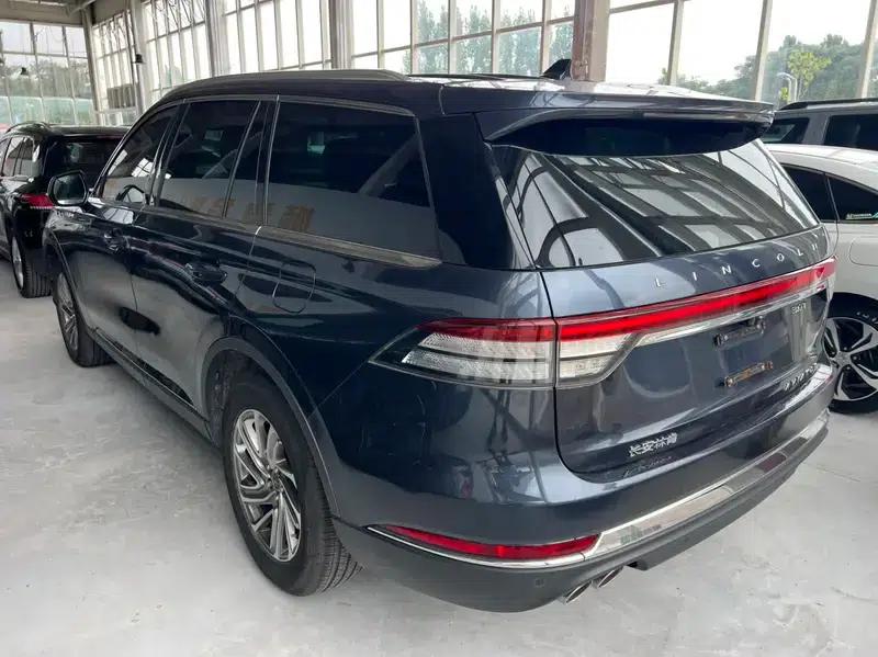 2021 Aviator 3.0T V6 AWD Premium Edition — миниатюра 4
