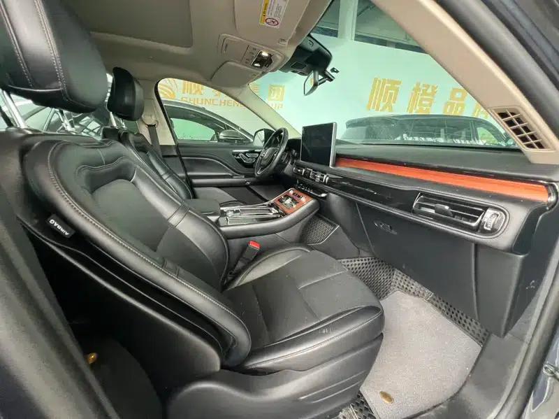 2021 Aviator 3.0T V6 AWD Premium Edition — миниатюра 8