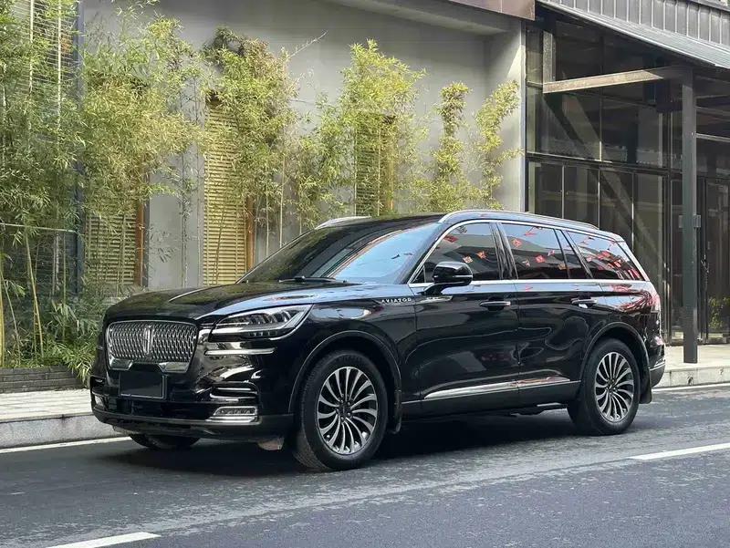2021 Aviator 3.0T V6 AWD Premium Edition — миниатюра 1