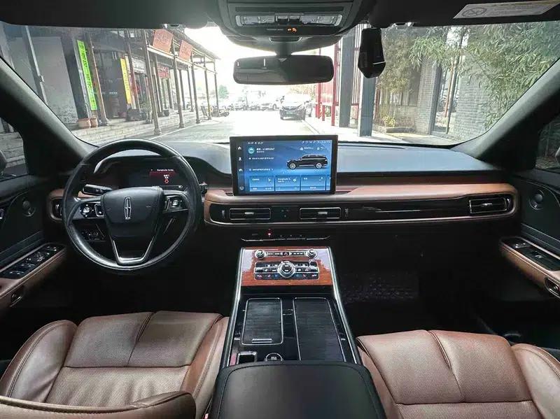2021 Aviator 3.0T V6 AWD Premium Edition — миниатюра 12