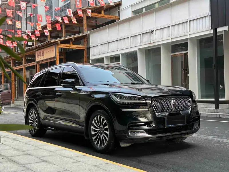 2021 Aviator 3.0T V6 AWD Premium Edition — миниатюра 3