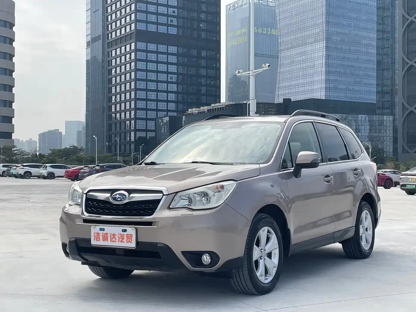 Forester 2013 2.5i Automatic Luxury Edition — миниатюра 1