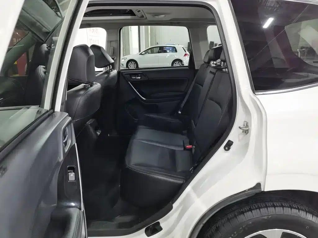 Forester 2016 2.5i Luxury Navigation Edition — миниатюра 15