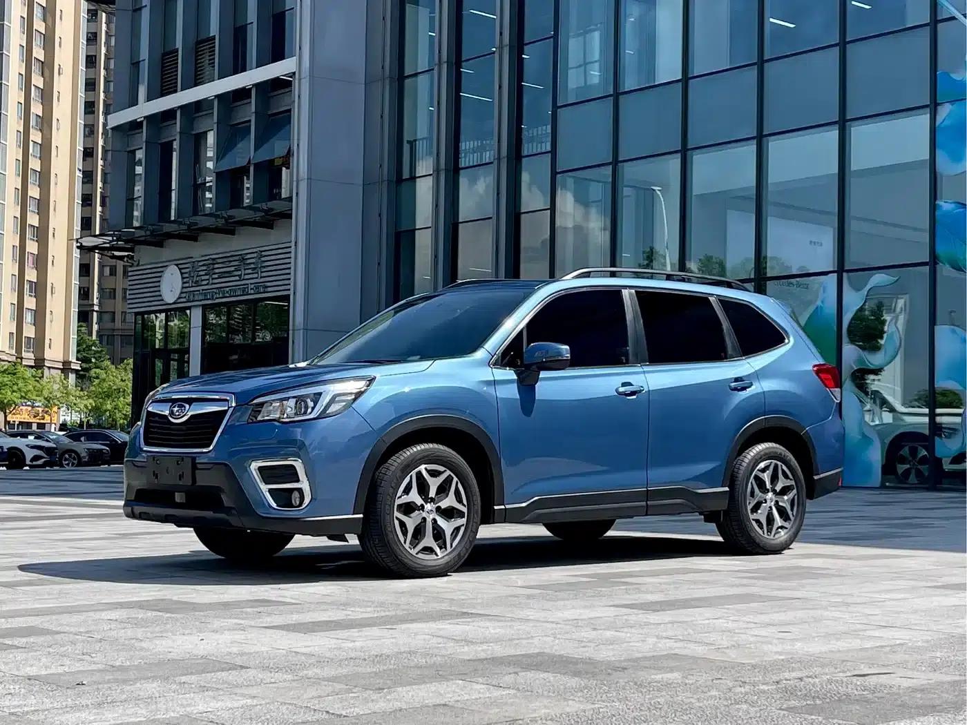 Forester 2021 2.0i Luxury Edition — миниатюра 1