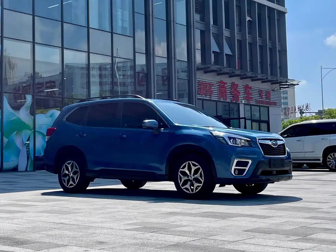 Forester 2021 2.0i Luxury Edition — миниатюра 3