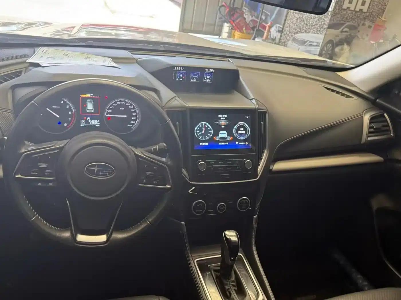 Forester 2022 2.0i AWD Luxury Edition EyeSight — миниатюра 4