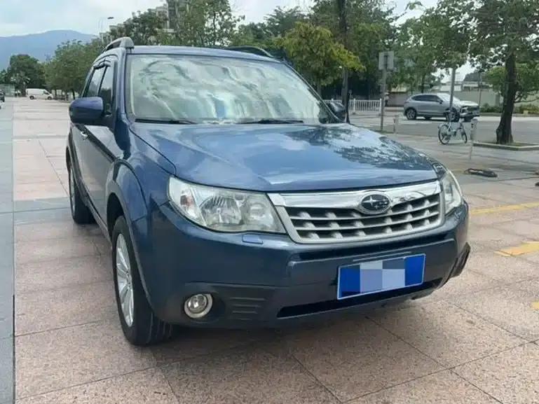 Forester 2012 Classic 2.5XS Automatic Luxury Edition — миниатюра 3