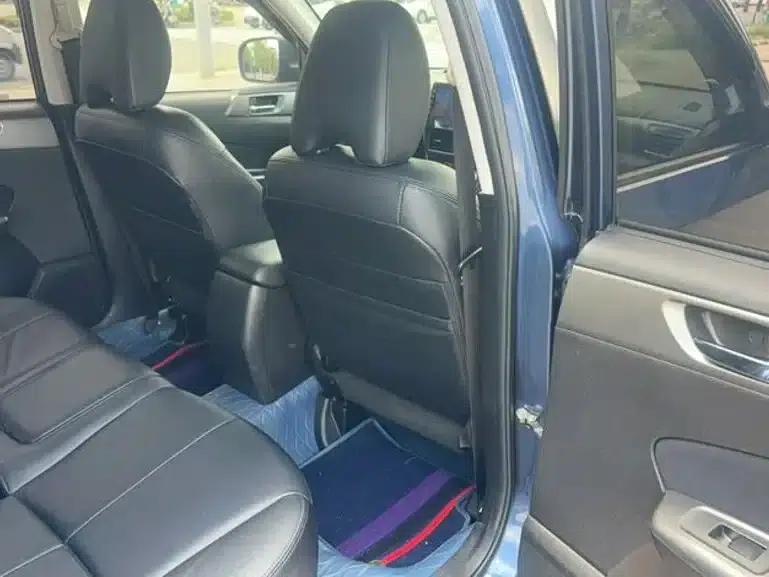 Forester 2012 Classic 2.5XS Automatic Luxury Edition — миниатюра 8