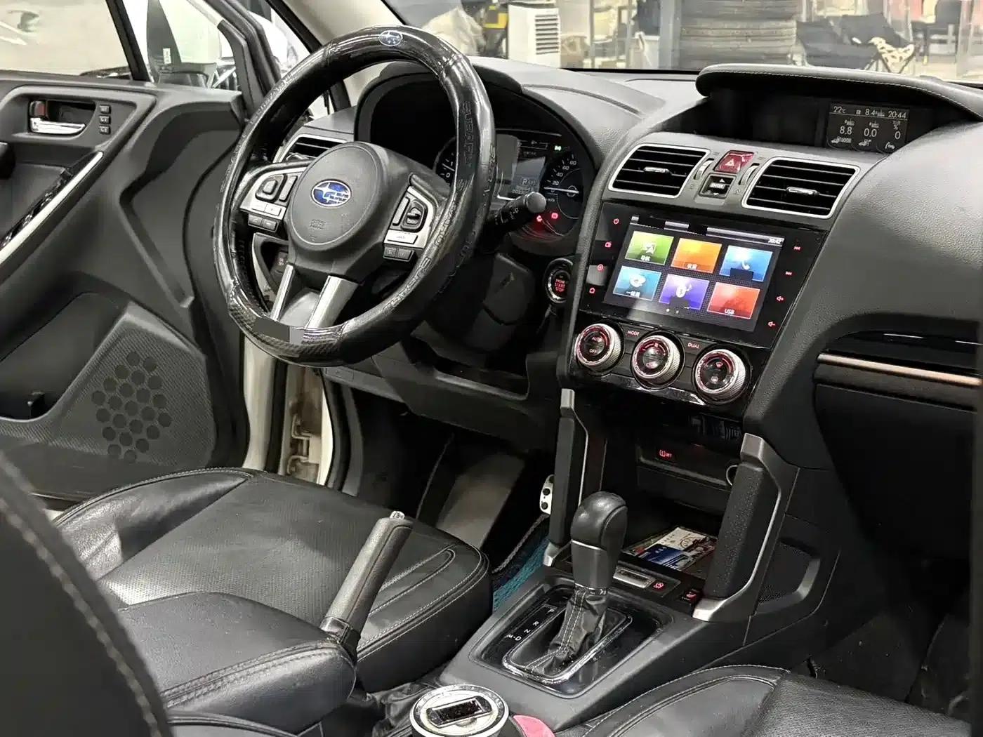 Forester 2016 2.5i Premium Navigation Edition — миниатюра 8