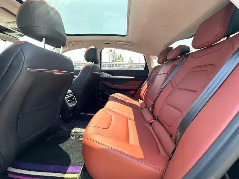 Lincoln Z 2024 2.0T Premium Edition — миниатюра 10