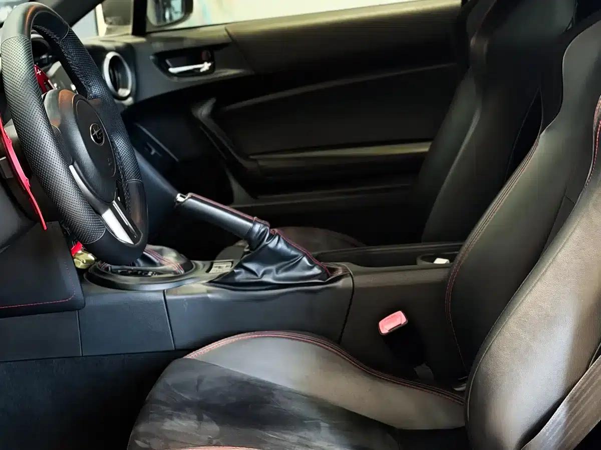 Subaru BRZ 2013 2.0i Automatic Luxury — миниатюра 9