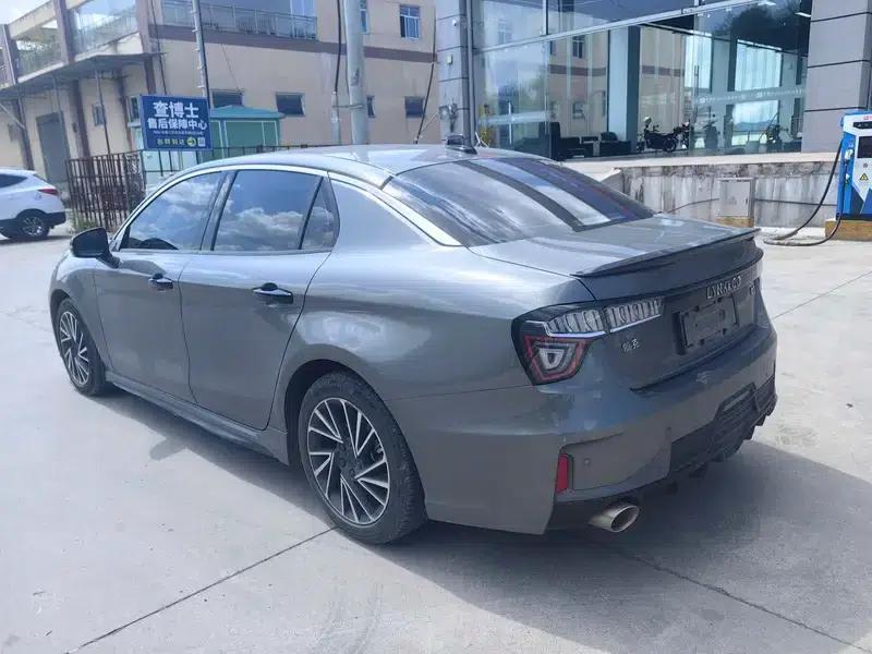 Lynk & Co 03 2022 1.5TD DCT Plus — миниатюра 3