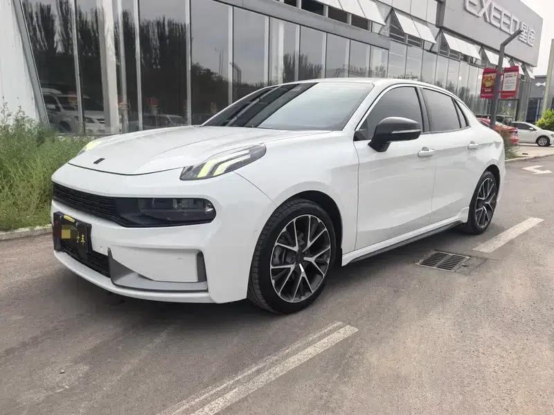 Lynk & Co 03 2019 1.5TD DCT Pro Edition — миниатюра 1