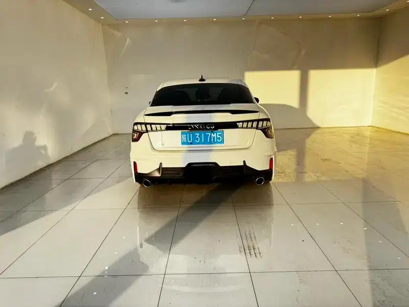 Lynk & Co 03 2019 1.5TD DCT Pro Edition — миниатюра 5
