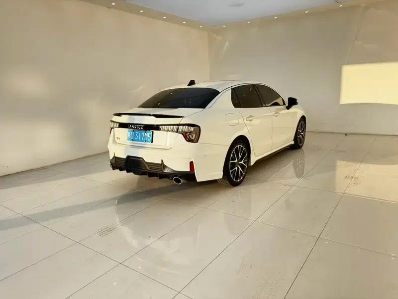 Lynk & Co 03 2019 1.5TD DCT Pro Edition — миниатюра 6