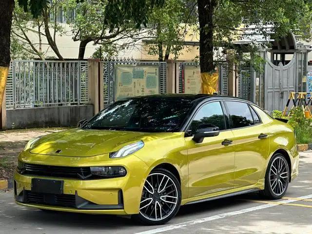 Lynk & Co 03 2020 03+ 2.0TD Automatic Wind Chaser Edition