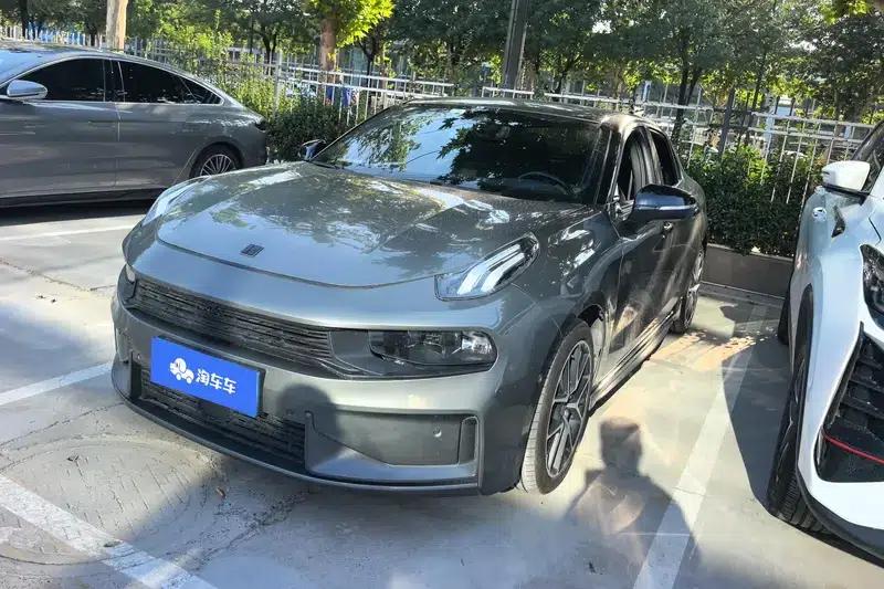 Lynk & Co 03 2022 2.0TD DCT Pro — миниатюра 1