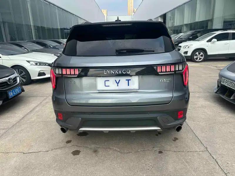 Lynk & Co 01 2017 2.0T AWD Pro Edition — миниатюра 6