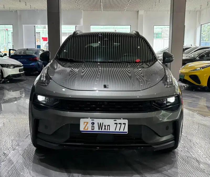 Lynk & Co 01 2021 2.0TD AWD Halo — миниатюра 2