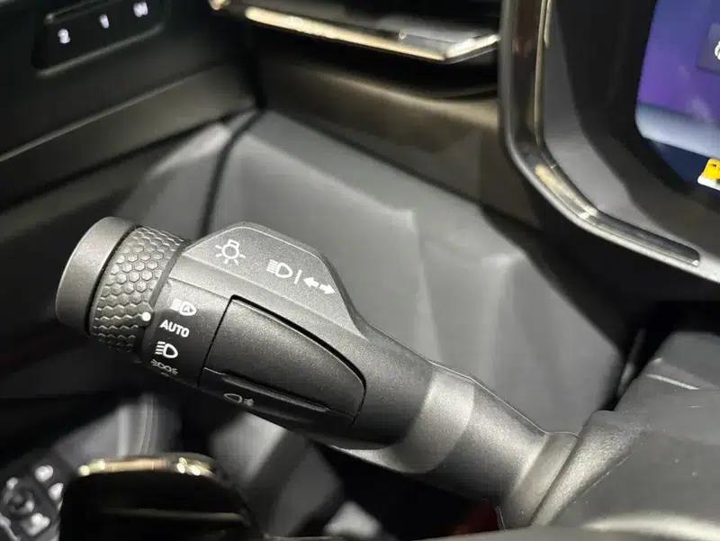 Lynk & Co 01 2021 2.0TD AWD Halo — миниатюра 22