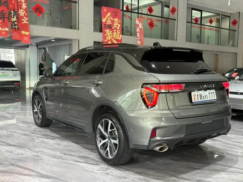 Lynk & Co 01 2021 2.0TD AWD Halo — миниатюра 4