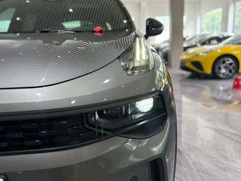 Lynk & Co 01 2021 2.0TD AWD Halo — миниатюра 8