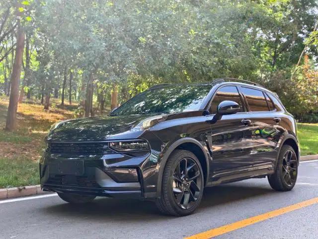 Lynk & Co 01 2021 2.0TD AWD Dark Edition