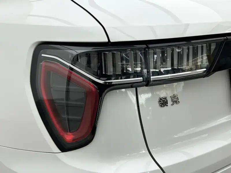 Lynk & Co 01 2020 2.0T 2WD Pure Pro Edition — миниатюра 13
